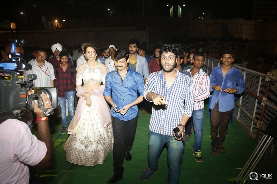 Sarrainodu-Movie-Audio-Celebrations